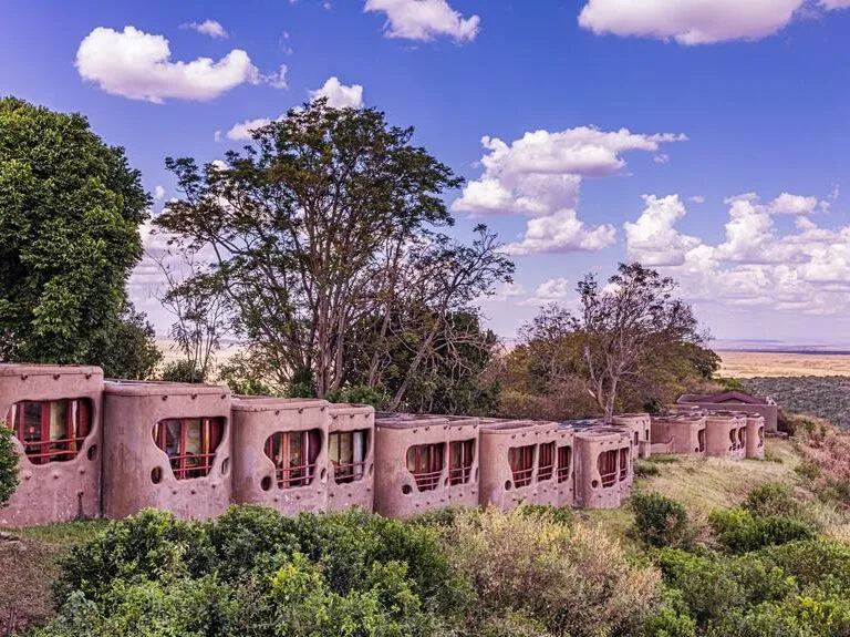 luxurious safari accommodations in kenya
